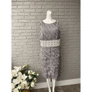 London Times Women Gray Sleeveless Layered Shift Dress With Lace Detail  Size 14
